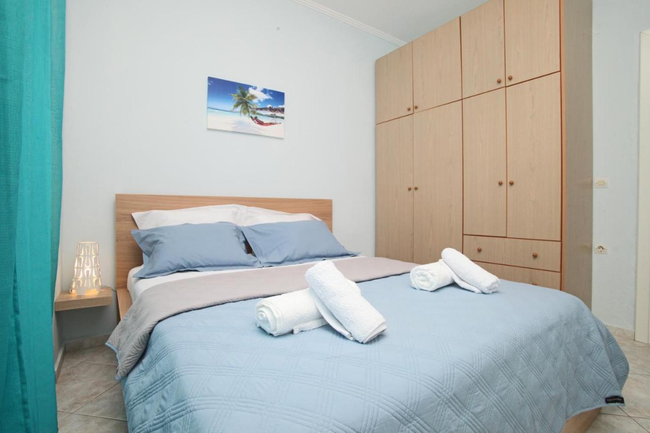 Blue Deluxe Apartment Kallithea  Екстер'єр фото